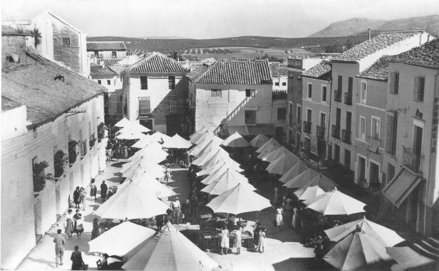 Mercado calle Ballesteros / plaza Bequer